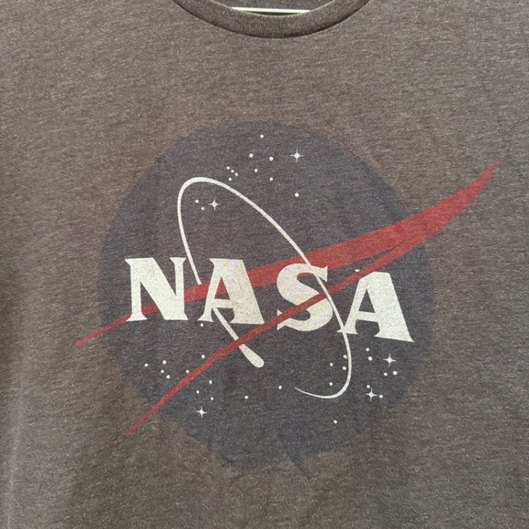 ❤️❤️ 3/$25 TWO NASA tees Both size medium. - Picture 7 of 10